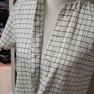 Soft and comfortable dress with pockets, 33" lengt